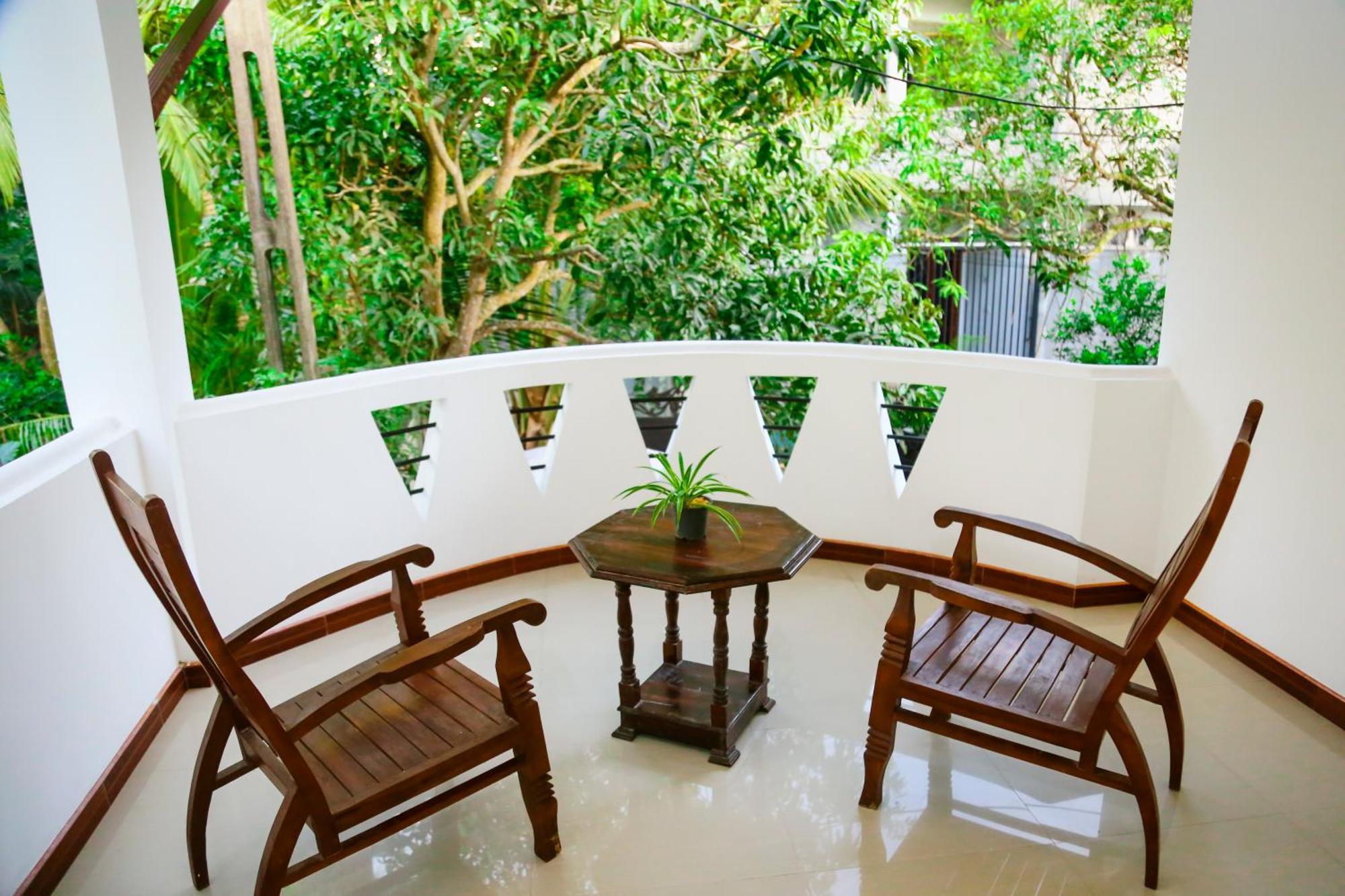Eden Villa Hikkaduwa Exterior photo